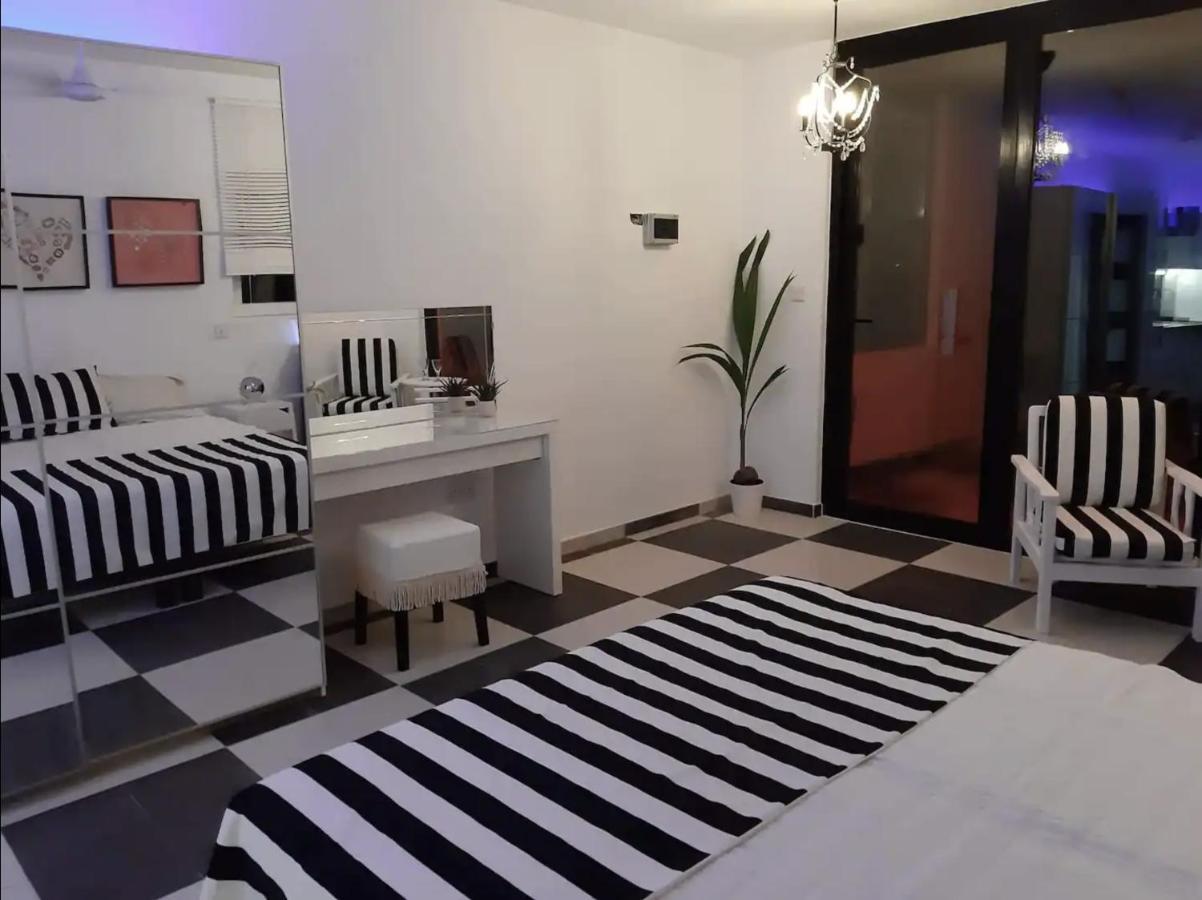 The Pervoli Studio - Pool - Close To Beach Larnaca Exterior photo